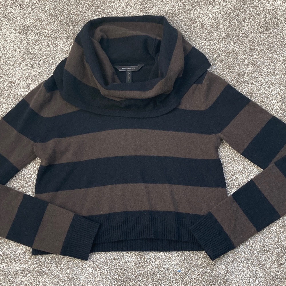 BCBGMaxAzria BCBG Samira Cropped Cowl Neck Striped sweater Brown Black Y2K sz S - Picture 2 of 12